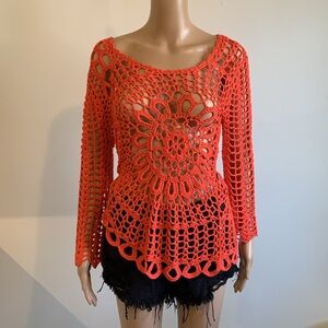 Papillon coral crochet top size: S
